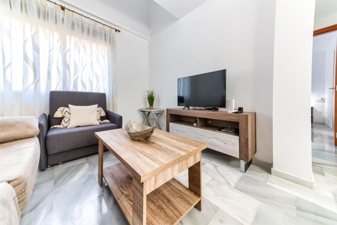 Holidays2Malaga Salitre Cerca Estacion Ave & Fibra Wifi Dış mekan fotoğraf