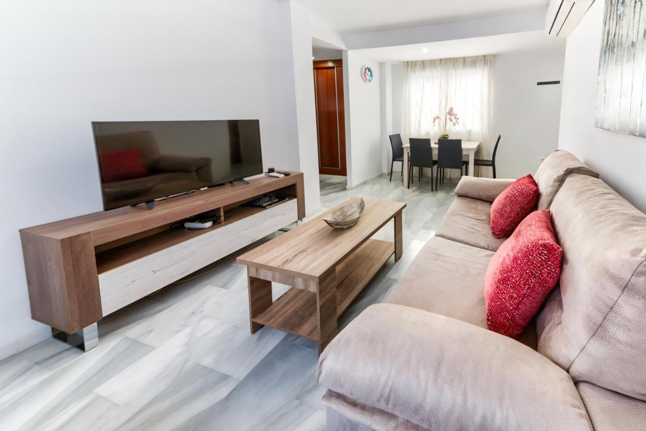 Holidays2Malaga Salitre Cerca Estacion Ave & Fibra Wifi Dış mekan fotoğraf